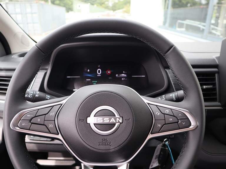 Nissan Nissan
