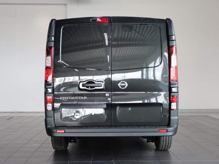 Nissan Nissan