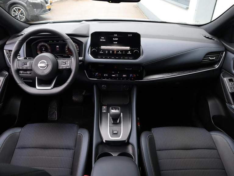 Nissan Nissan