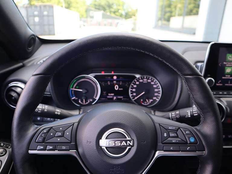Nissan Nissan