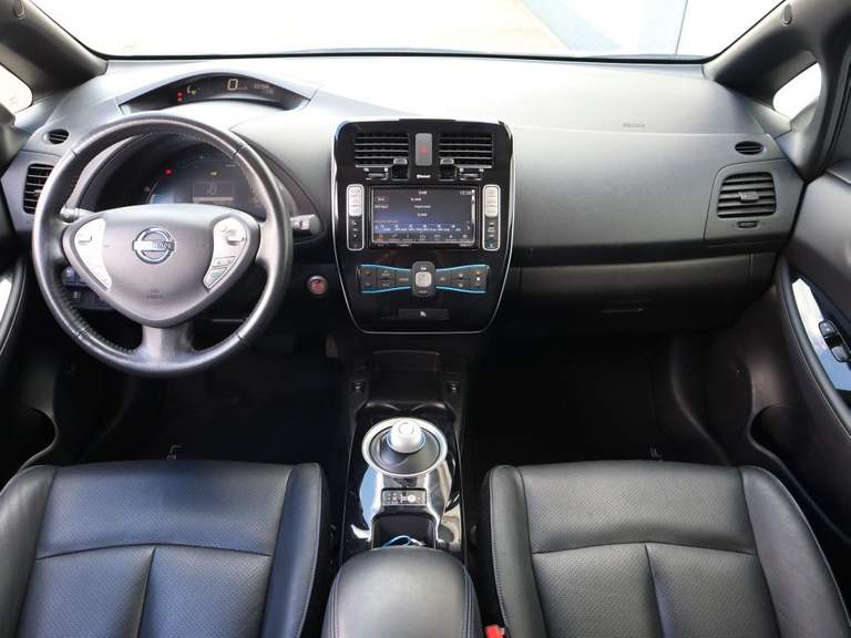 Nissan Nissan