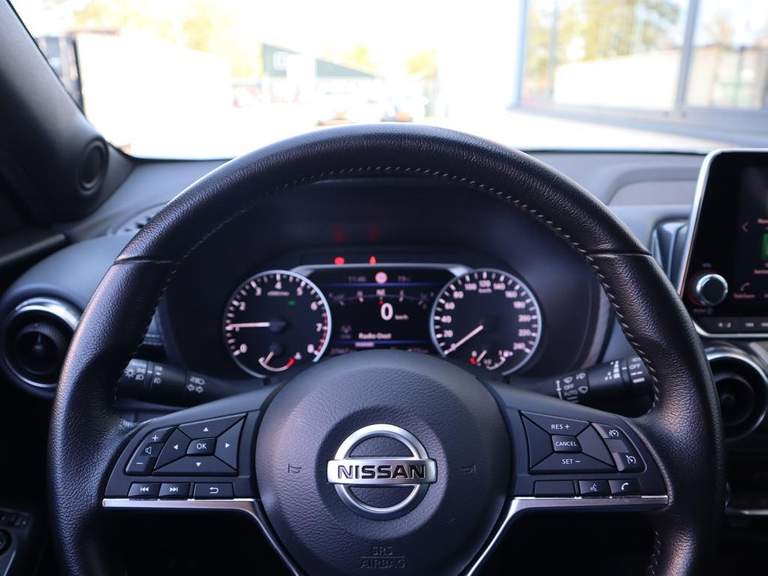 Nissan Nissan
