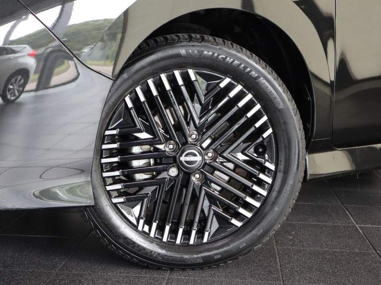 Nissan Nissan