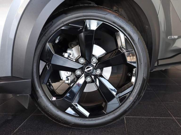 Nissan Nissan