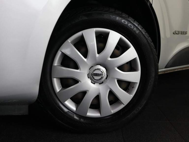 Nissan Nissan