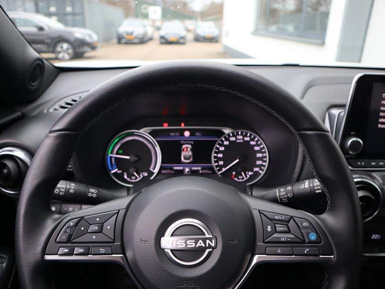 Nissan Nissan