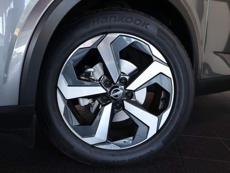 Nissan Nissan