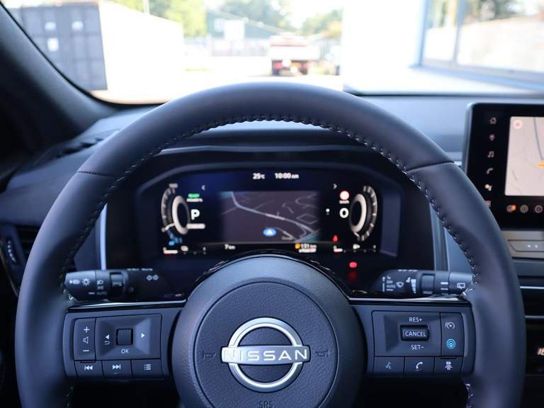 Nissan Nissan