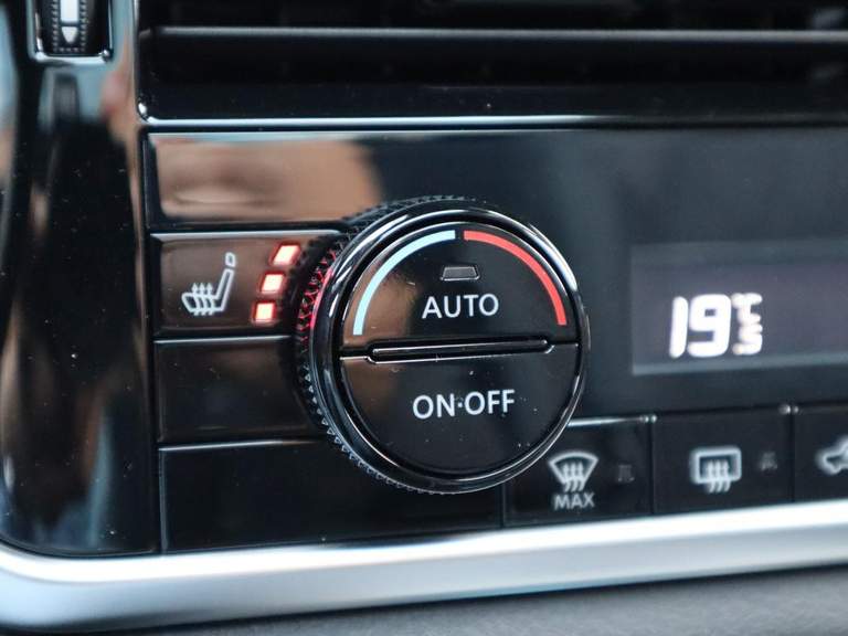 Nissan Nissan