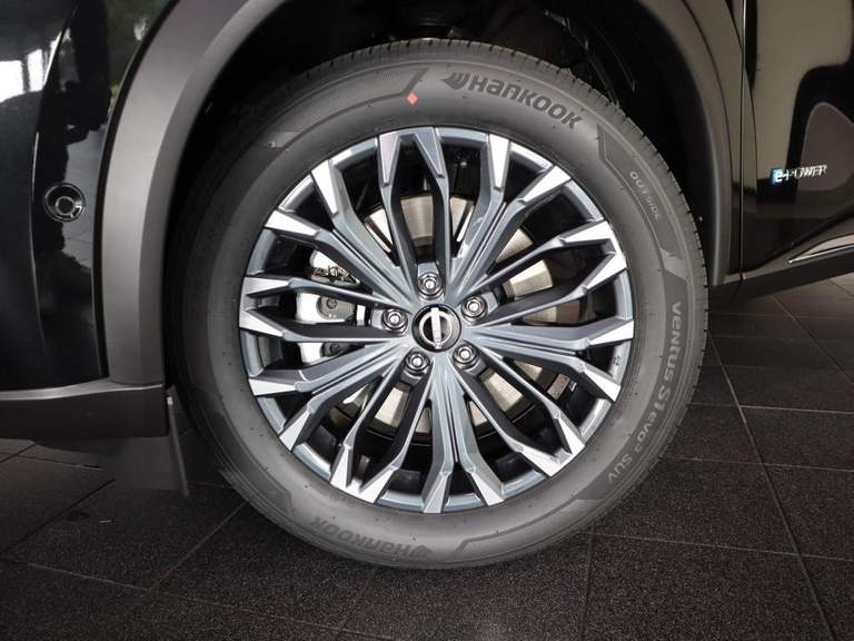 Nissan Nissan