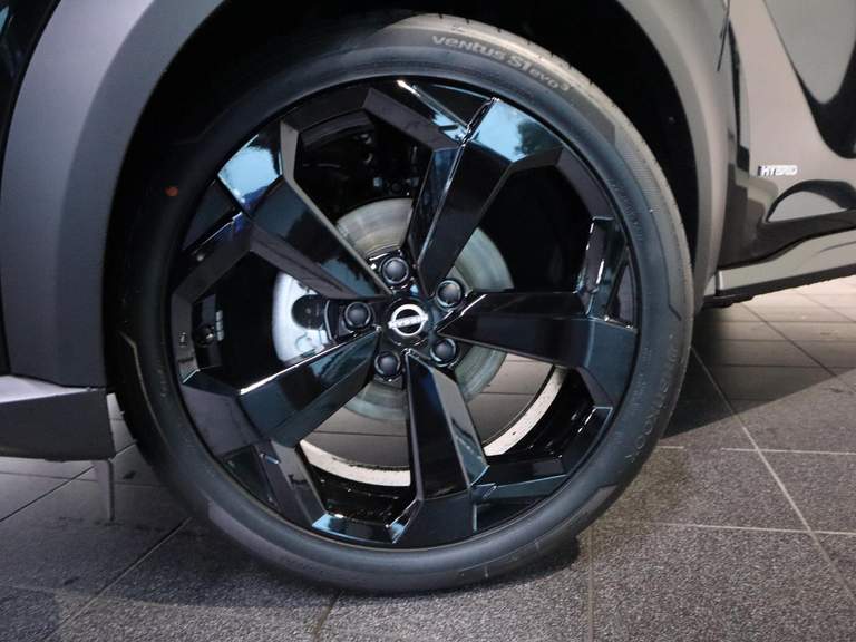 Nissan Nissan