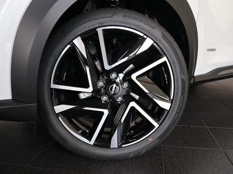 Nissan Nissan