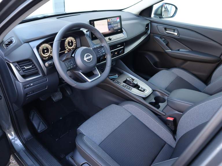 Nissan Nissan