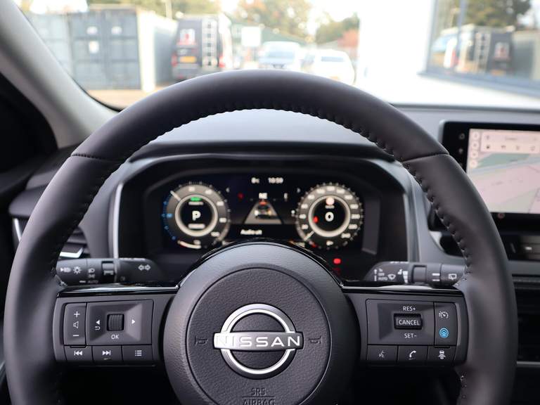 Nissan Nissan