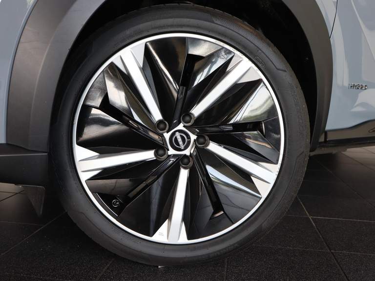Nissan Nissan