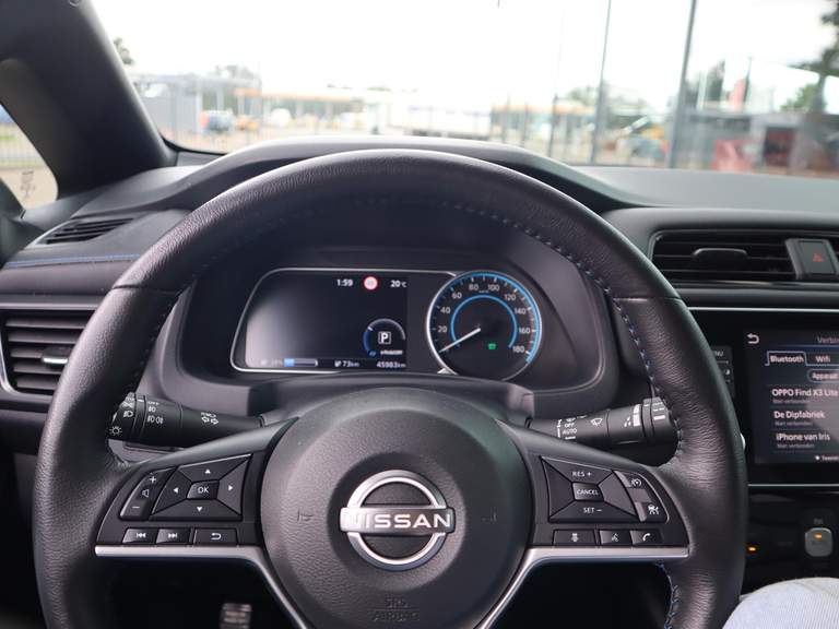 Nissan Nissan