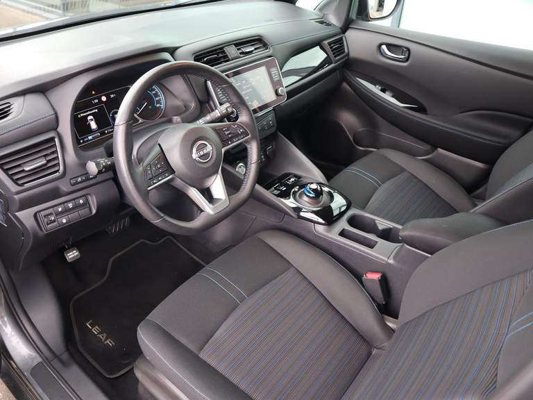 Nissan Nissan