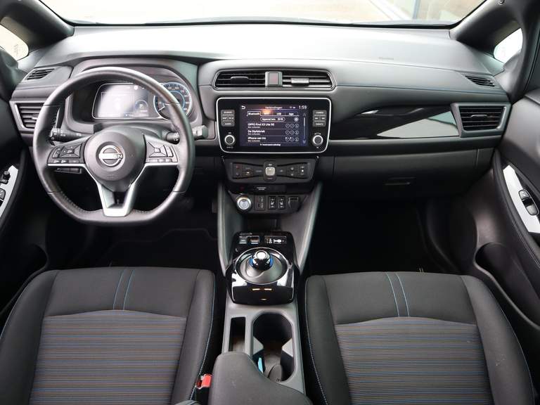 Nissan Nissan