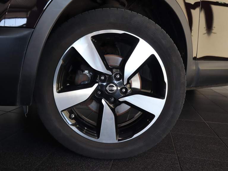 Nissan Nissan