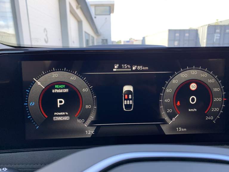 Nissan Nissan