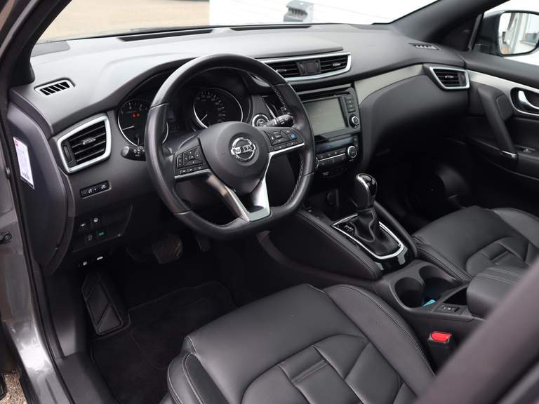 Nissan Nissan