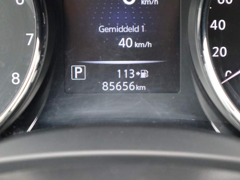 Nissan Nissan