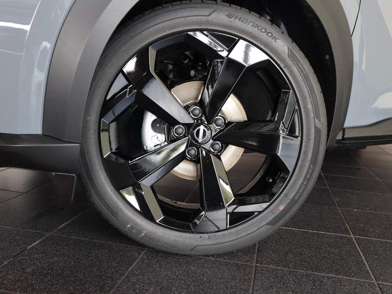 Nissan Nissan