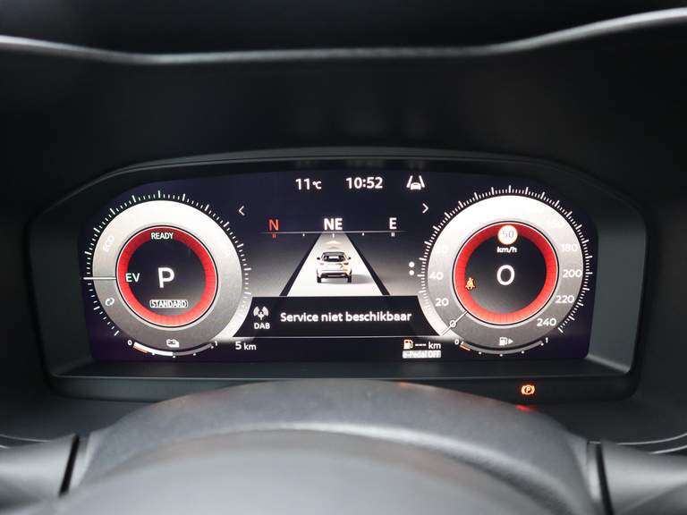 Nissan Nissan