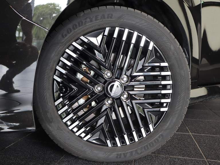 Nissan Nissan