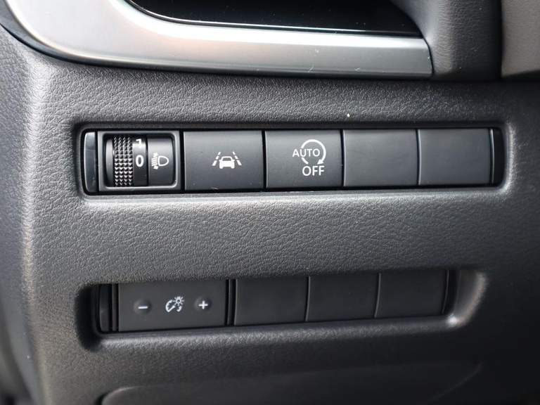 Nissan Nissan