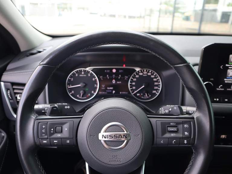 Nissan Nissan