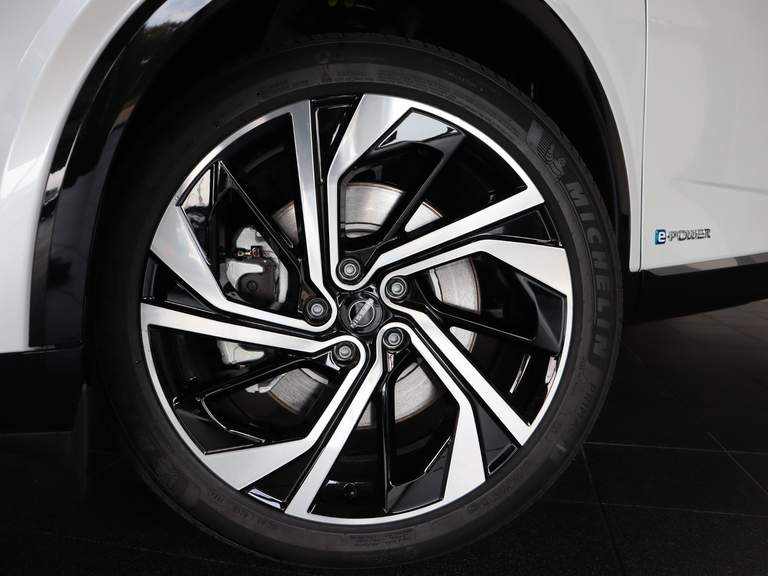 Nissan Nissan