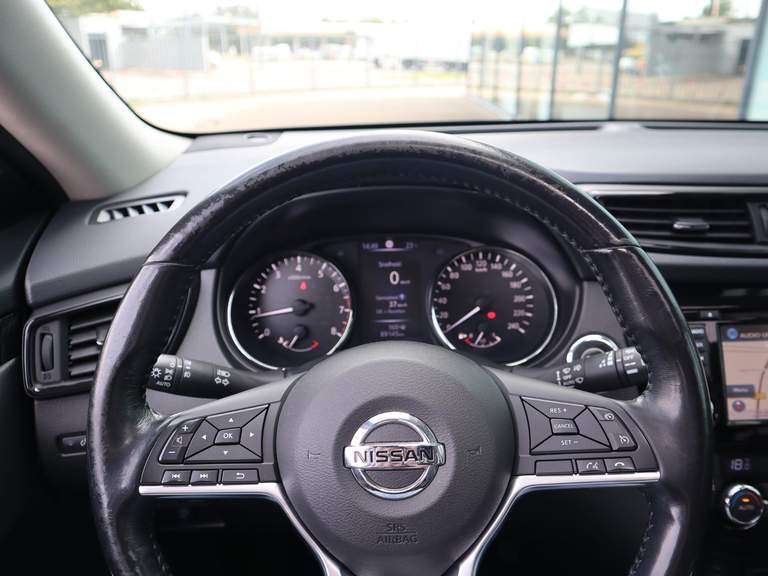 Nissan Nissan