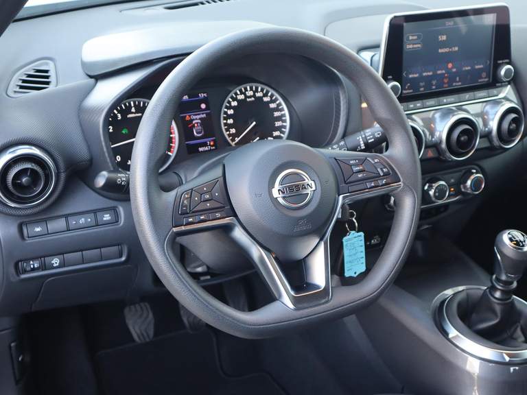 Nissan Nissan