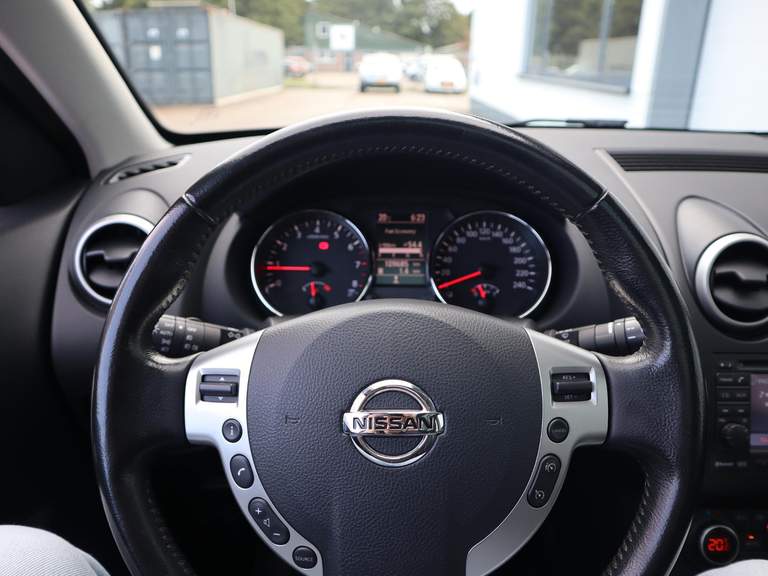 Nissan Nissan