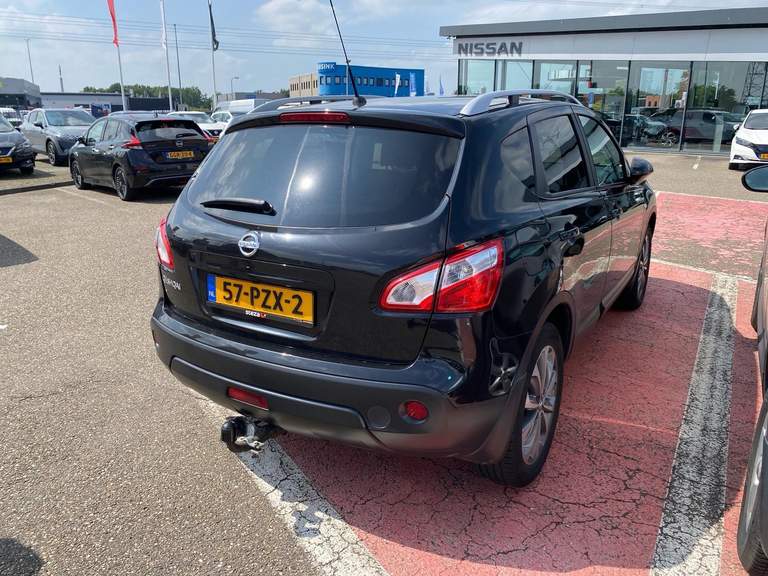 Nissan Nissan