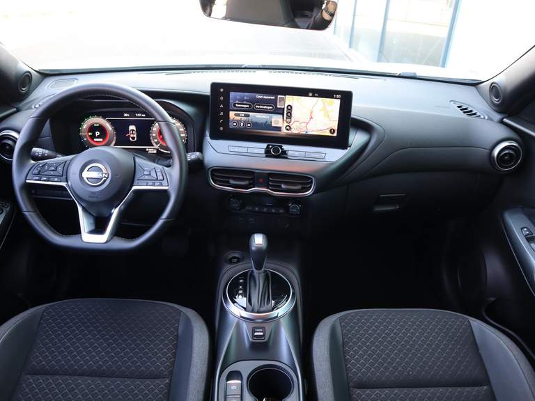 Nissan Nissan