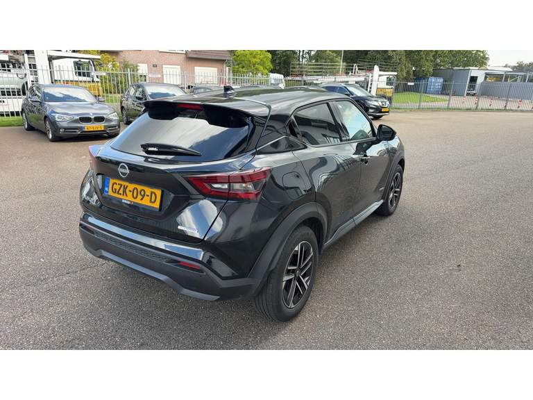 Nissan Nissan