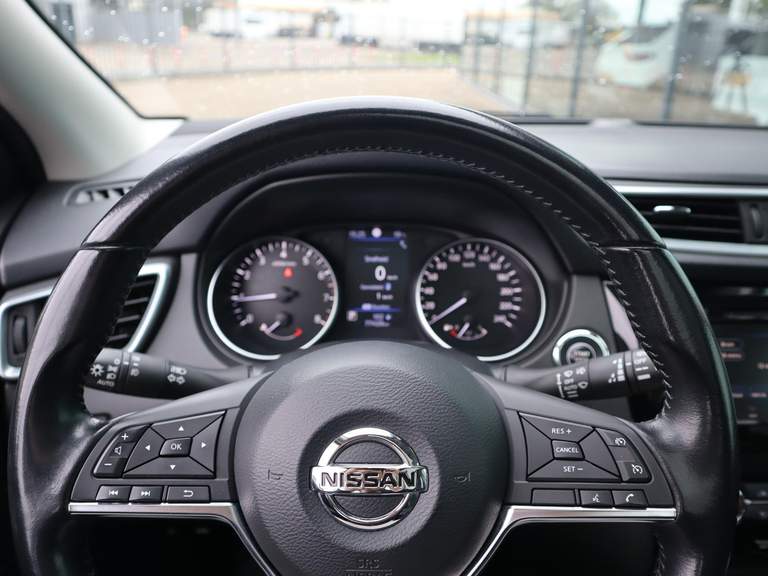 Nissan Nissan