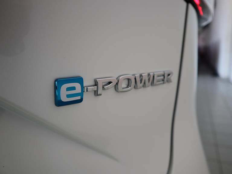 Nissan Nissan