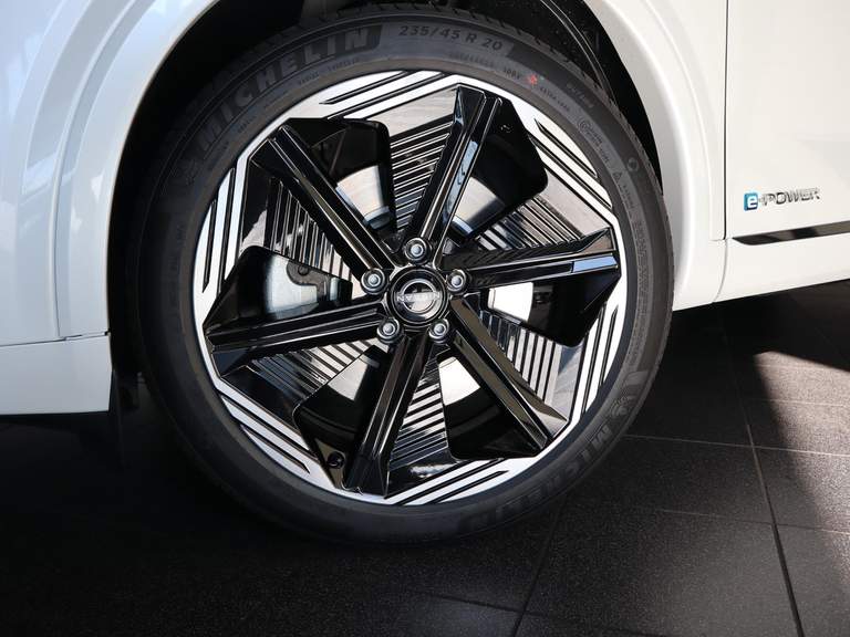 Nissan Nissan