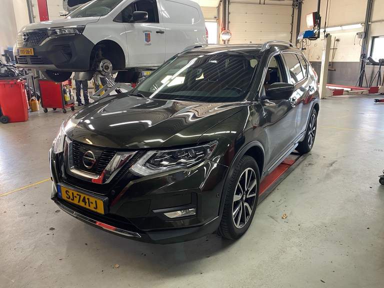 Nissan Nissan