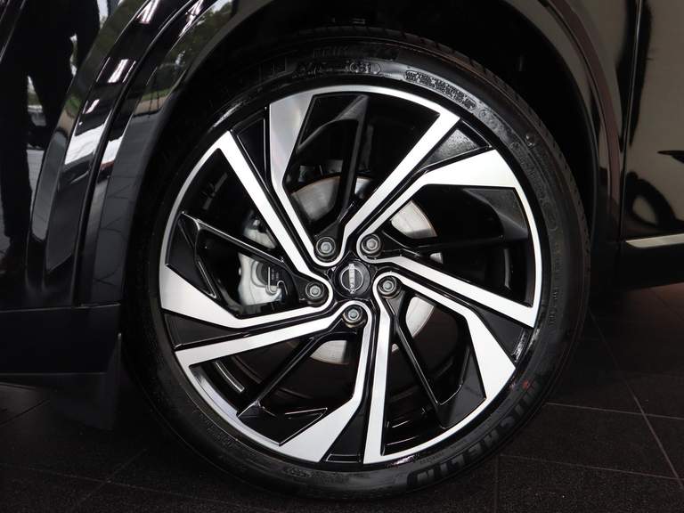 Nissan Nissan