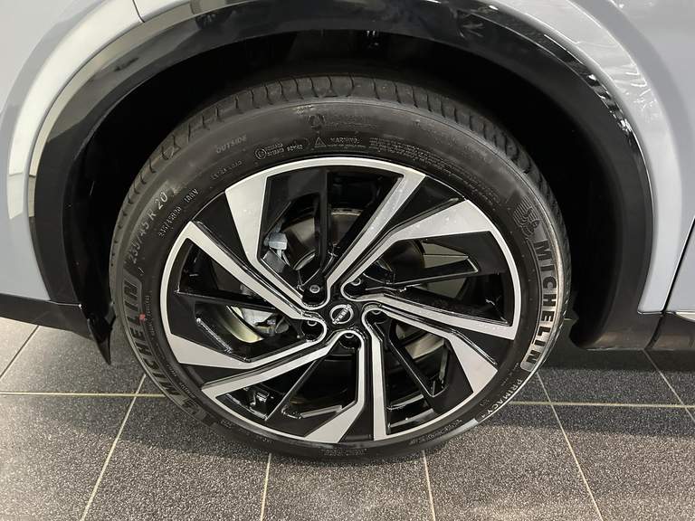 Nissan Nissan