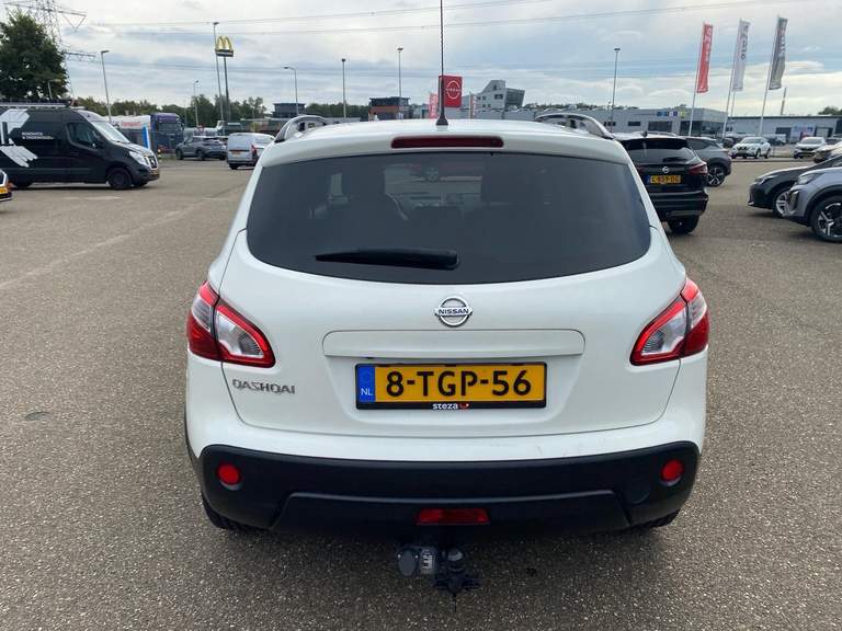 Nissan Nissan