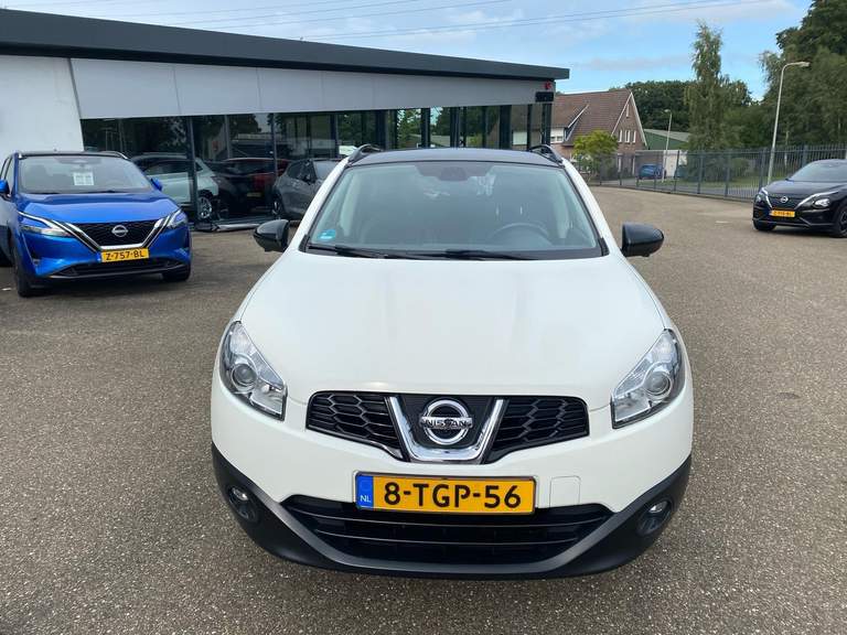 Nissan Nissan