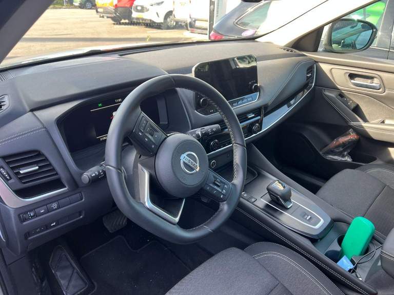 Nissan Nissan