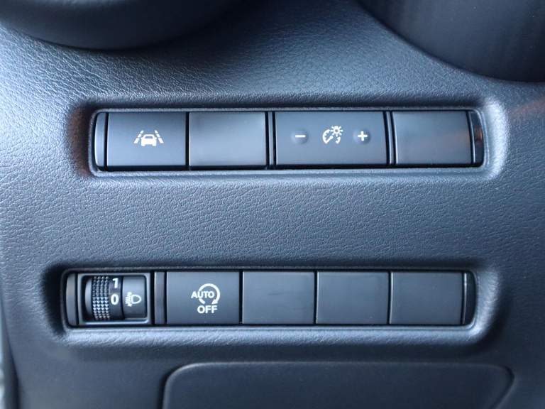 Nissan Nissan