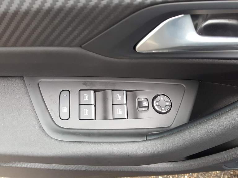 Peugeot Peugeot