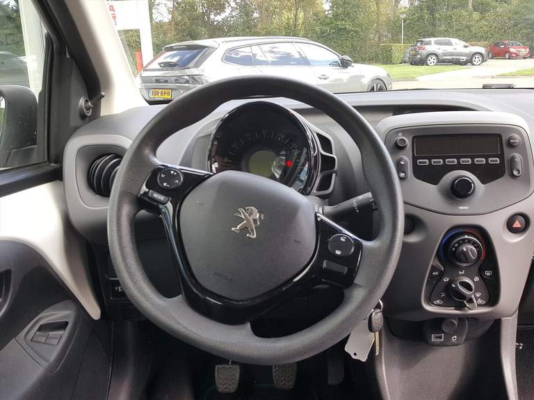 Peugeot
